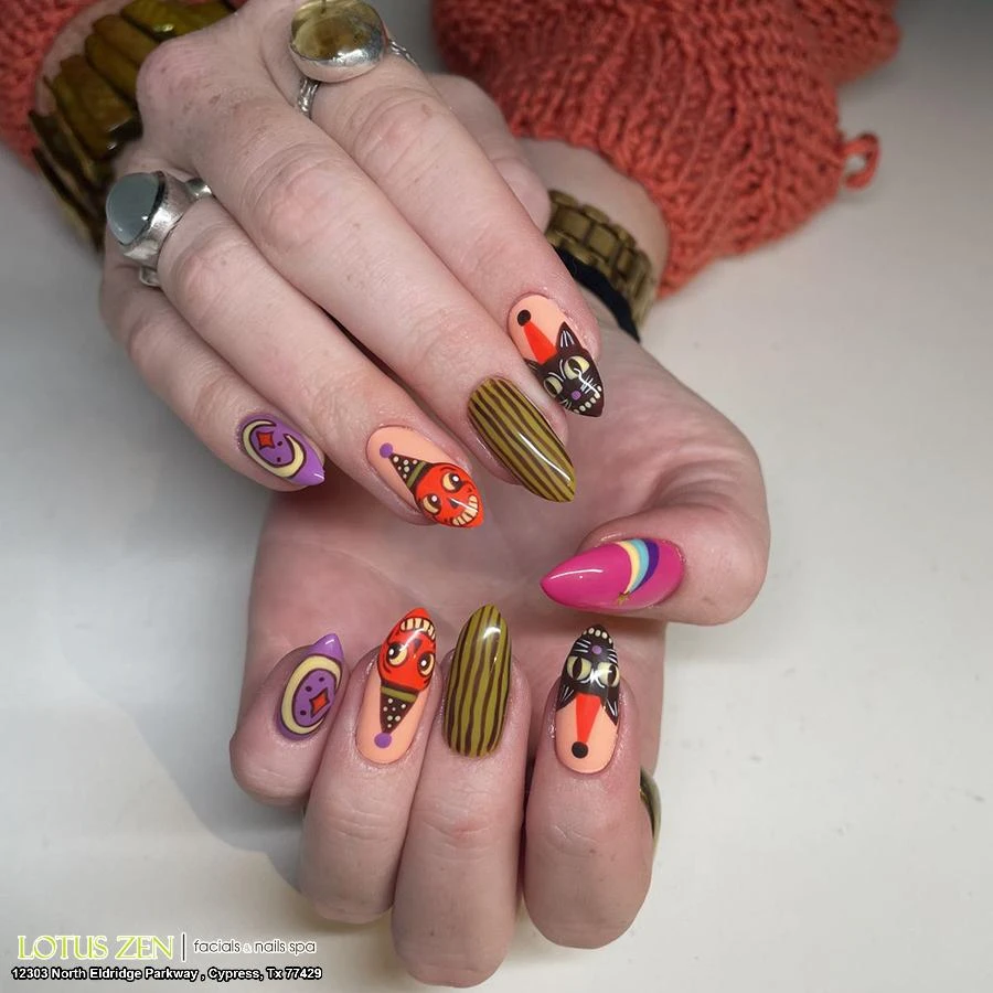 Halloween nail art